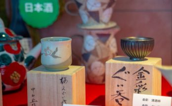 獨具韻味的笠間燒陶器，在1992年，正式被日本國家指定為日本的傳統工藝品，並在2020年6月笠間燒被認定為日本遺産。